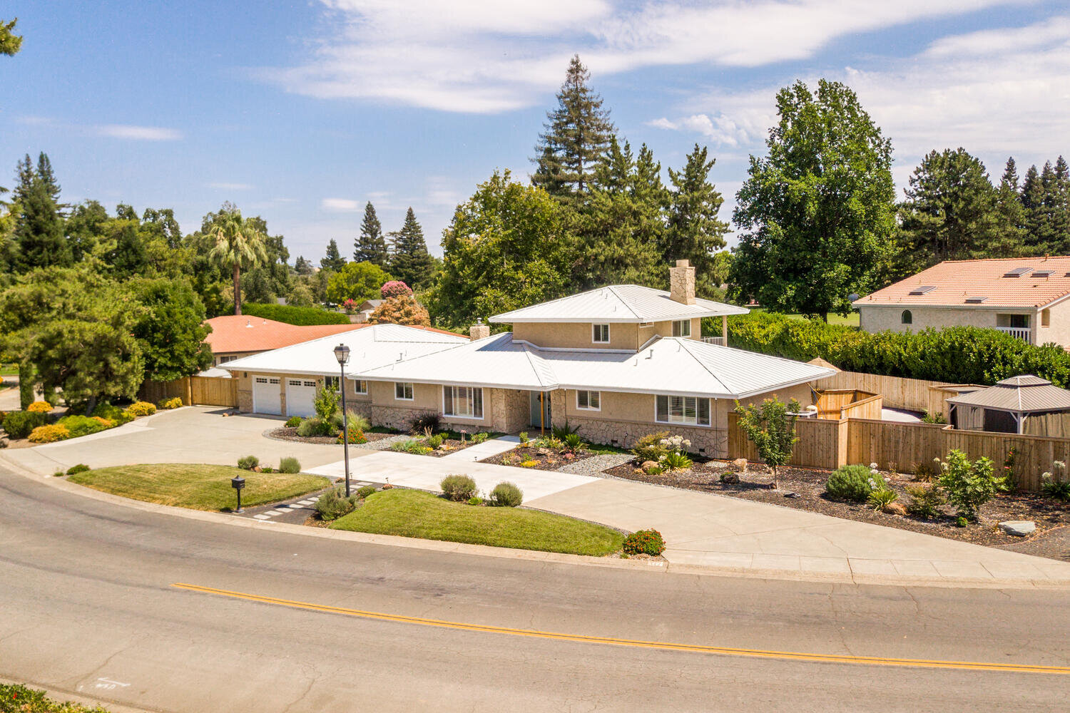 NEW Listing: 127 Estates Drive, Chico, CA, 95928; Photo Credit: @clavtron