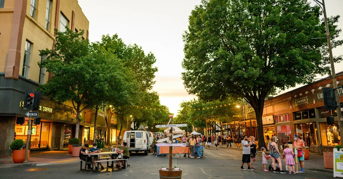 Thursday Night Market in Downtown Chico; Photo Credit: Explore Butte County